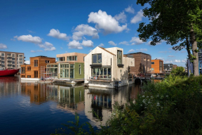 Как Нидерланды выбирают плавучий комфорт