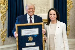 Лидер оппозиции Венесуэлы передала Трампу свою медаль Нобелевской премии мира