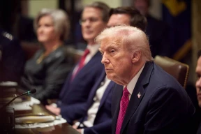 «Трамп не станет воевать с Путиным. Он или выломает Зеленскому руки, или умоет свои»