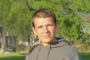 Конвейер репрессий. Талантливого программиста отправили за решетку. Спецпроизводство в отношении беларуски за национальный беларуский и украинский флаги